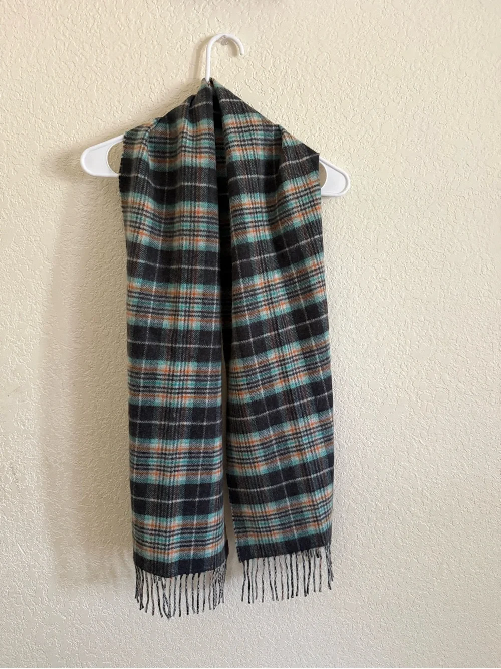 Johnstons of Elgin 100% Cashmere Reversible Plaid Scarf Made in Scotland